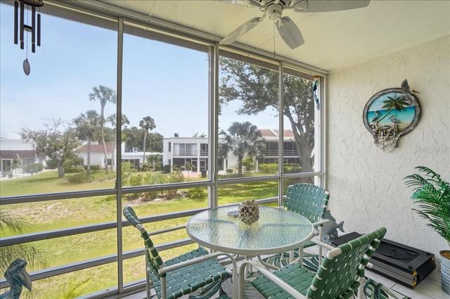 755 VILLAGE CIRCLE 203, Venice, FL 34292