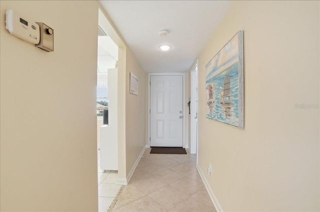 755 VILLAGE CIRCLE 203, Venice, FL 34292