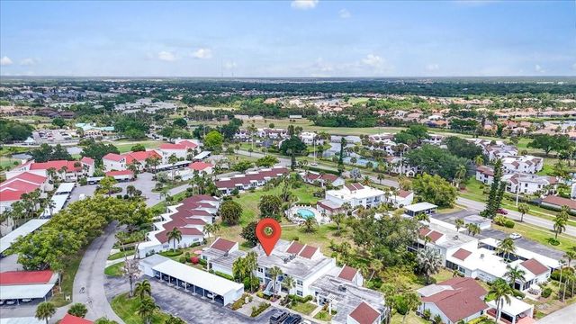 755 VILLAGE CIRCLE 203, Venice, FL 34292