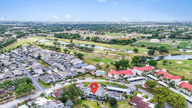 755 VILLAGE CIRCLE 203, Venice, FL 34292