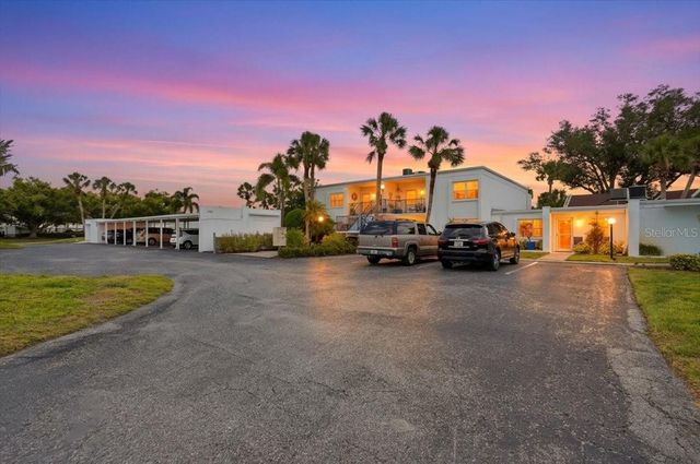 755 VILLAGE CIRCLE 203, Venice, FL 34292