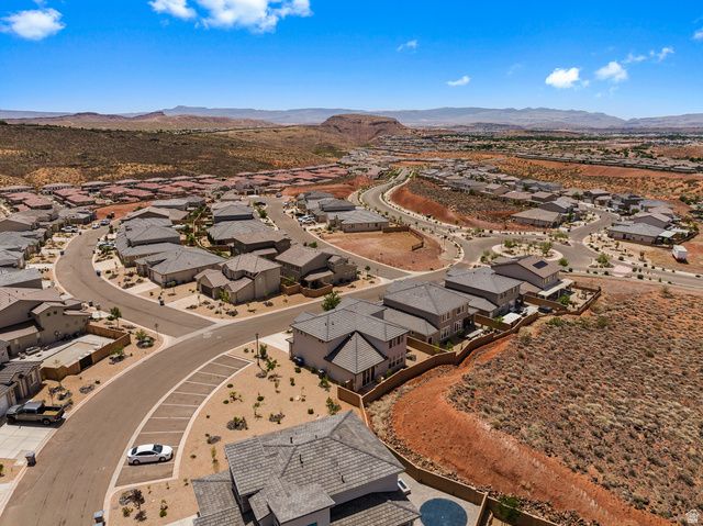 1445 N ARENA ROJA DR, Washington, UT 84780