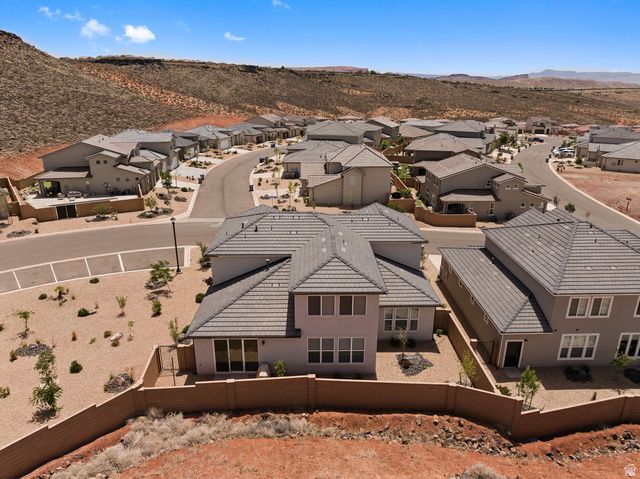 1445 N ARENA ROJA DR, Washington, UT 84780