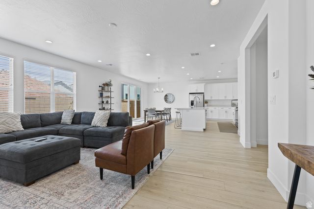 1445 N ARENA ROJA DR, Washington, UT 84780