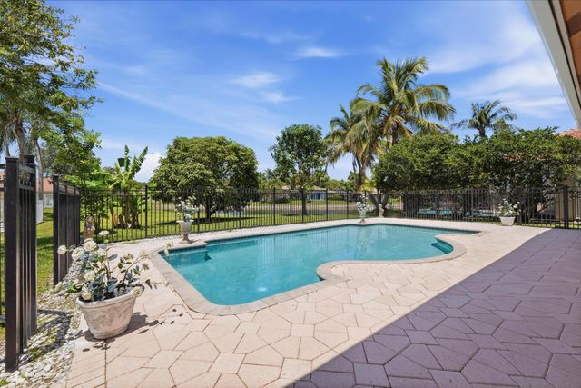 4978 Rothschild Drive, Coral Springs, FL 33067