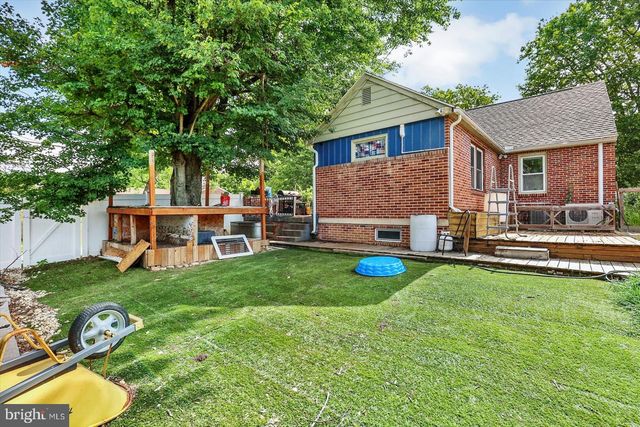 700 S ROYAL ST, York, PA 17402