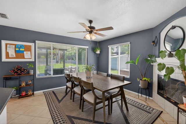 9158 Eastpointe Ct, Elk Grove, CA 95624