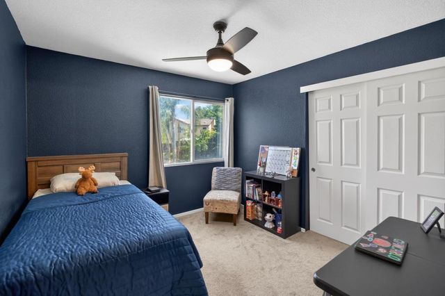 9158 Eastpointe Ct, Elk Grove, CA 95624