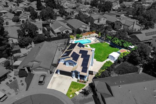 9158 Eastpointe Ct, Elk Grove, CA 95624