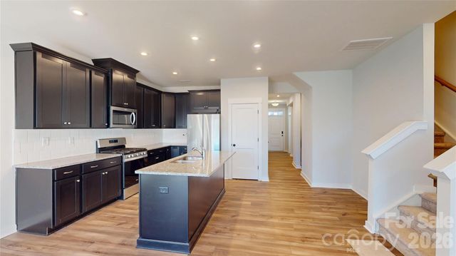 9512 Munsing Drive 165, Charlotte, NC 28269