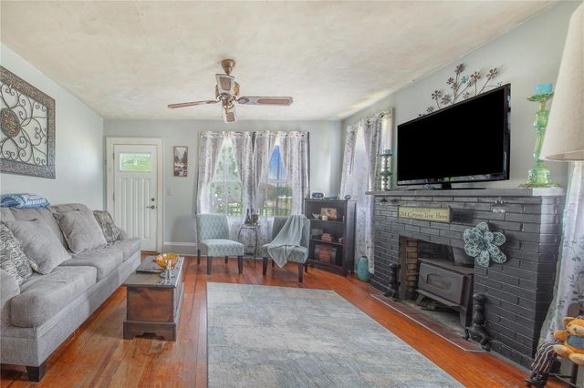 229 N 13TH STREET, Haines City, FL 33844