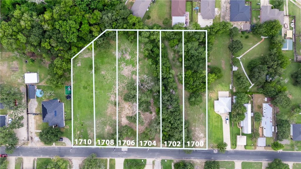 1708 Cottonwood Street, Bryan, TX 77803 — exterior
