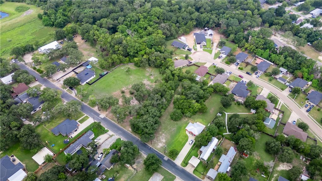 1708 Cottonwood Street, Bryan, TX 77803 — photo 4