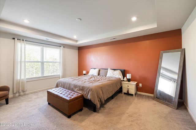 17418 Shakes Creek Dr, Fisherville, KY 40023