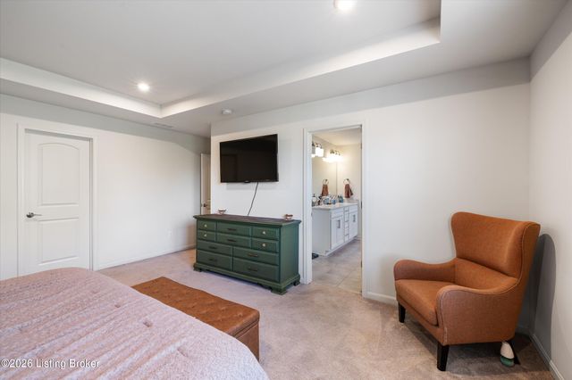 17418 Shakes Creek Dr, Fisherville, KY 40023