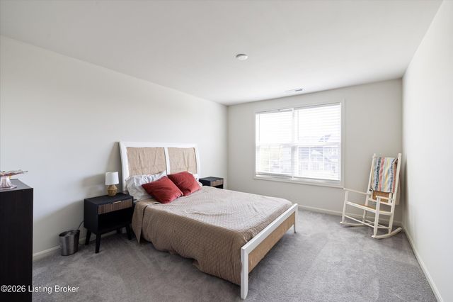 17418 Shakes Creek Dr, Fisherville, KY 40023