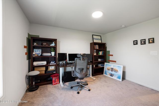 17418 Shakes Creek Dr, Fisherville, KY 40023