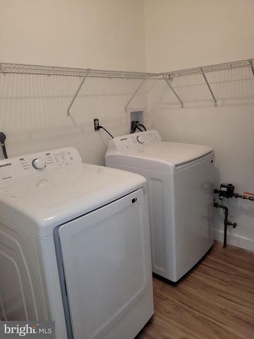 4 STEWER LN, Perkasie, PA 18944