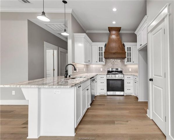 1200 Military Drive, Bryan, TX 77803