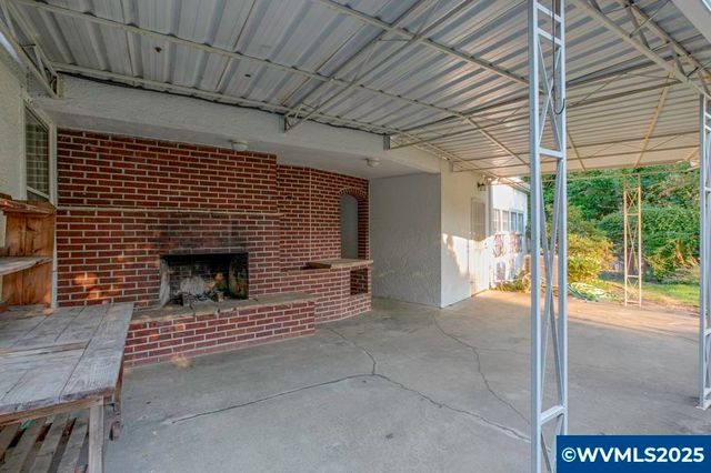 578 23rd St NE, Salem, OR 97301