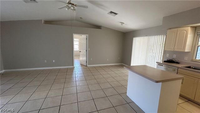 10738 Cocoatree CT, Lehigh Acres, FL 33936