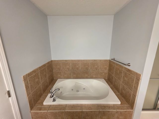 2903 Cambridge Drive, Paragould, AR 72450