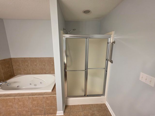 2903 Cambridge Drive, Paragould, AR 72450