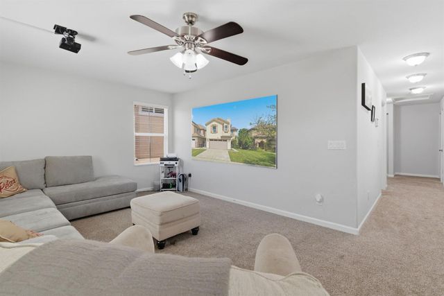 329 Emory Oak Pl, Lathrop, CA 95330