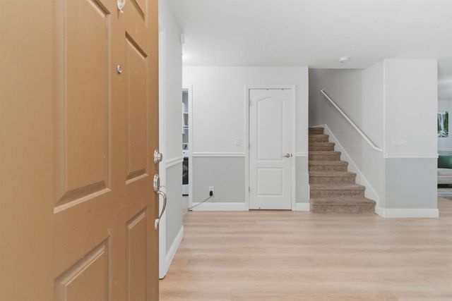 329 Emory Oak Pl, Lathrop, CA 95330