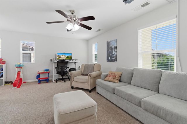 329 Emory Oak Pl, Lathrop, CA 95330