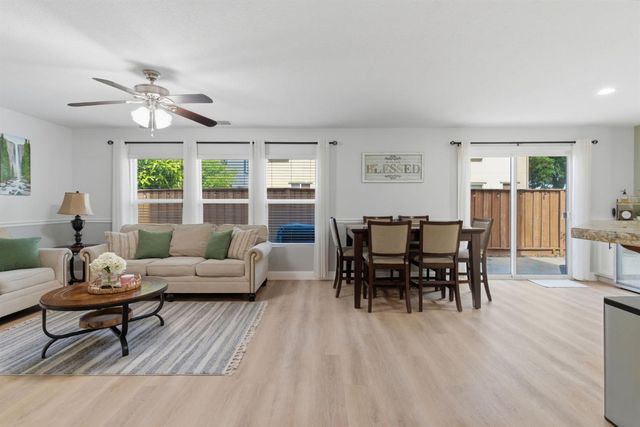 329 Emory Oak Pl, Lathrop, CA 95330