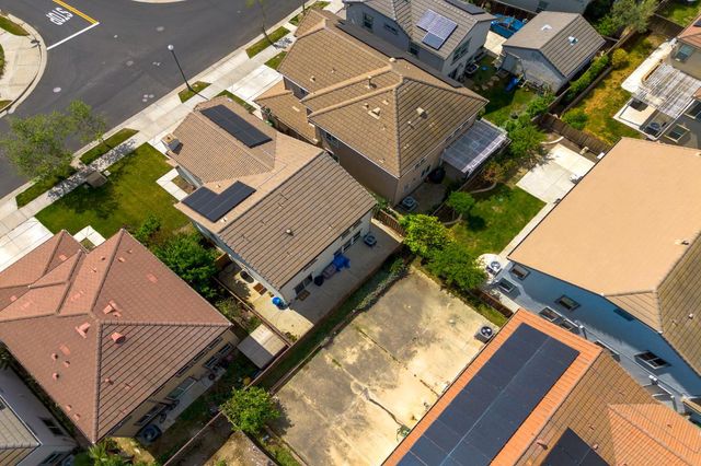 329 Emory Oak Pl, Lathrop, CA 95330