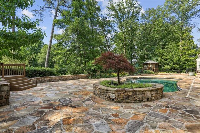511 Pine Valley Road SE, Marietta, GA 30067