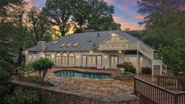 511 Pine Valley Road SE, Marietta, GA 30067