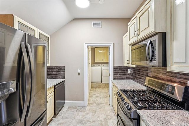 511 Pine Valley Road SE, Marietta, GA 30067