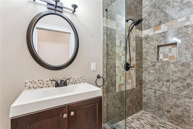 511 Pine Valley Road SE, Marietta, GA 30067