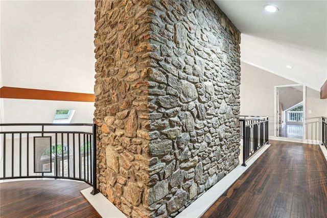 511 Pine Valley Road SE, Marietta, GA 30067