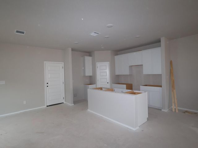 150 Big Banyan DR, Dripping Springs, TX 78620