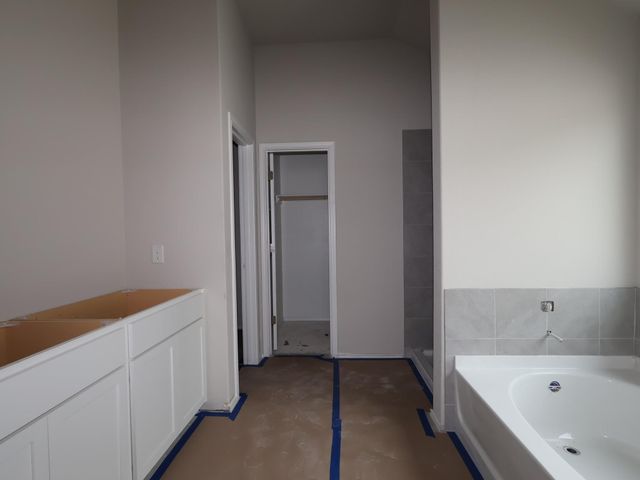 150 Big Banyan DR, Dripping Springs, TX 78620