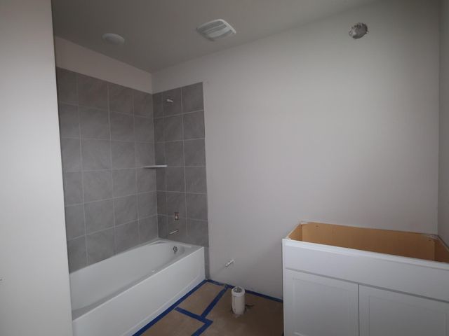 150 Big Banyan DR, Dripping Springs, TX 78620