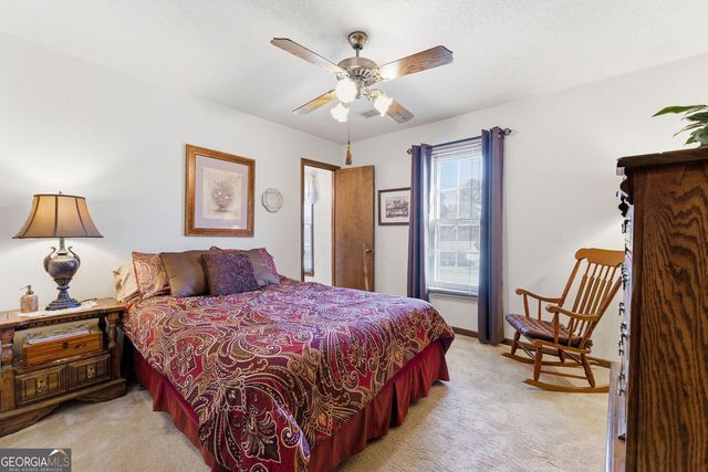 5215 Ashford Court SW, Lilburn, GA 30047