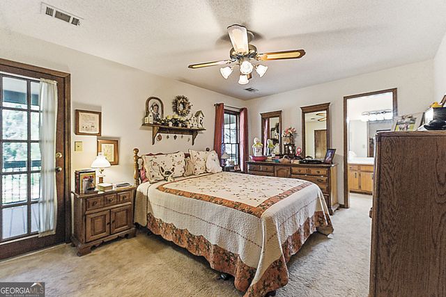 5215 Ashford Court SW, Lilburn, GA 30047