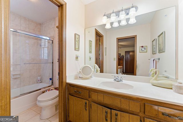 5215 Ashford Court SW, Lilburn, GA 30047