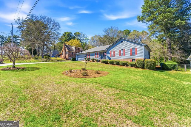 5215 Ashford Court SW, Lilburn, GA 30047