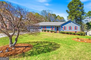 5215 Ashford Court SW, Lilburn, GA 30047