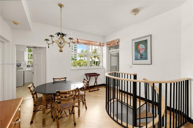 20165 NE 39th Pl 303 & 204, Aventura, FL 33180