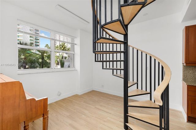 20165 NE 39th Pl 303 & 204, Aventura, FL 33180