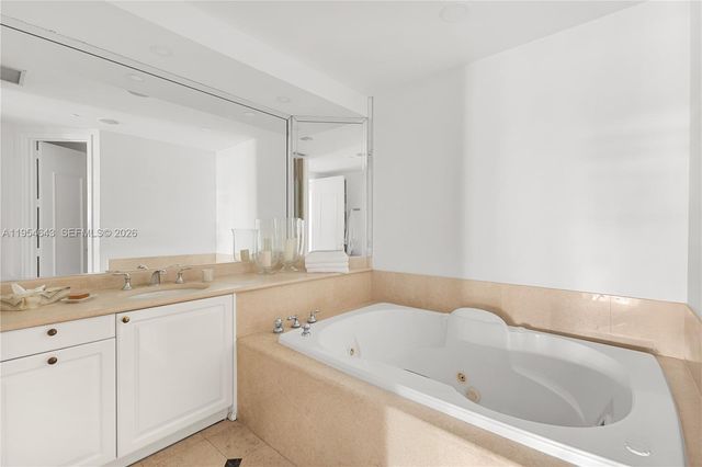 20165 NE 39th Pl 303 & 204, Aventura, FL 33180