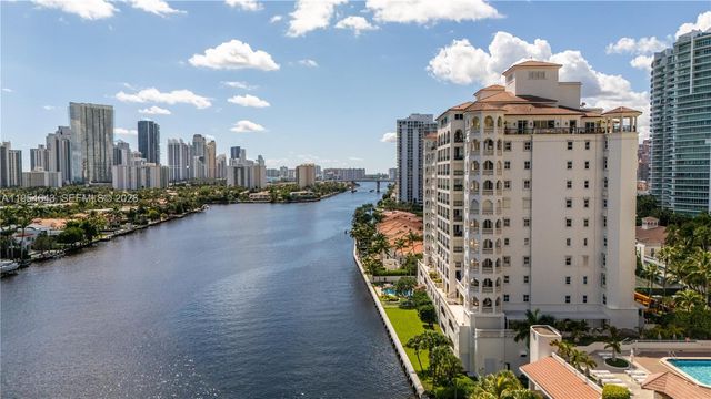 20165 NE 39th Pl 303 & 204, Aventura, FL 33180