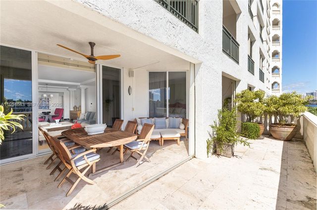 20165 NE 39th Pl 303 & 204, Aventura, FL 33180